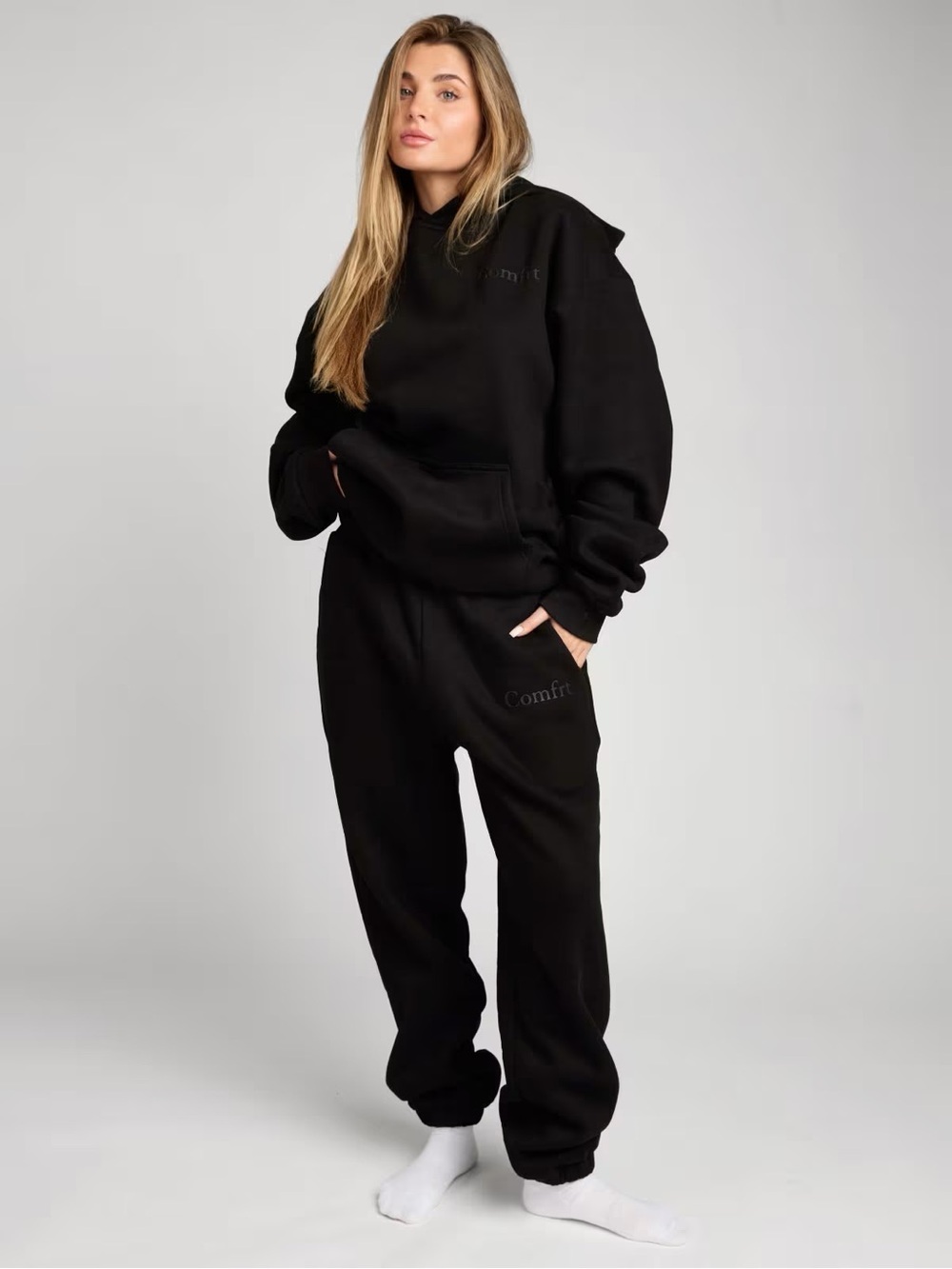 Comfrt Minimalist Sweatpants NWT